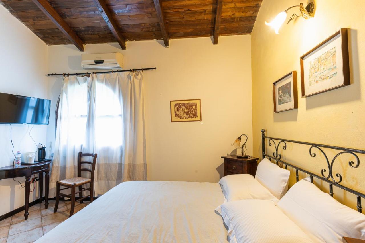 Agriturismo Il Giglio Oristano Exteriör bild